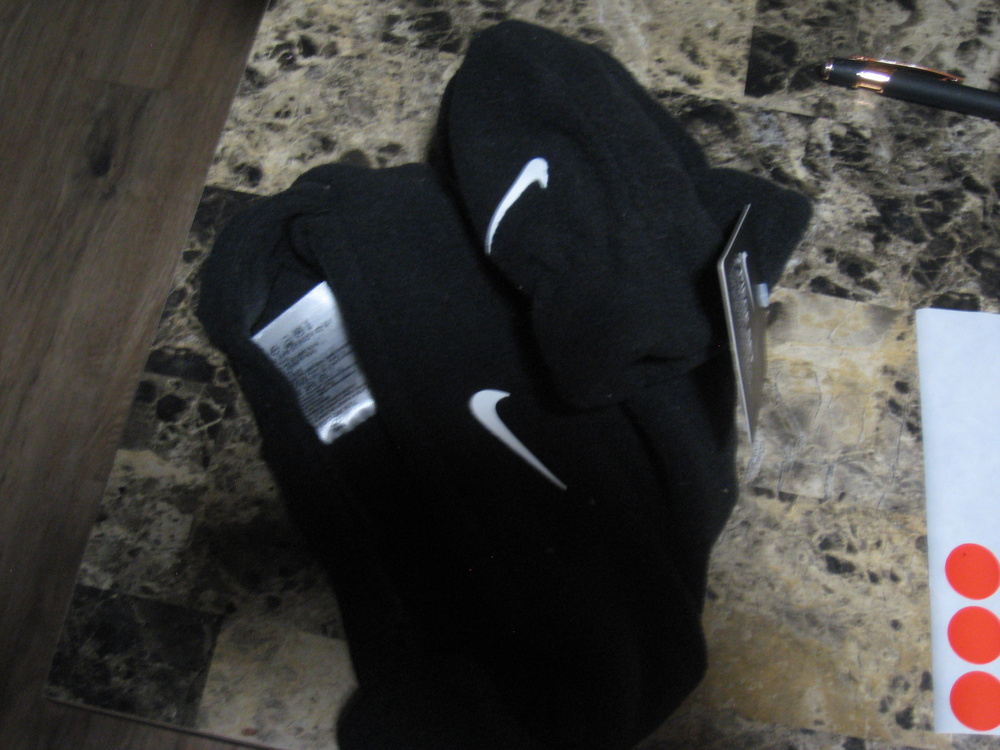 Nike 2 Piece Set Black Fleece Gloves One Size
